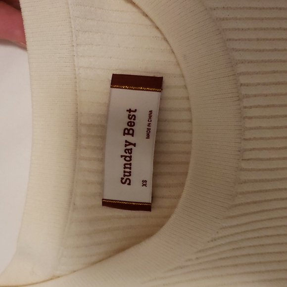 Aritzia Sunday Best Rita Ribbed Dress - Picture 5 of 11